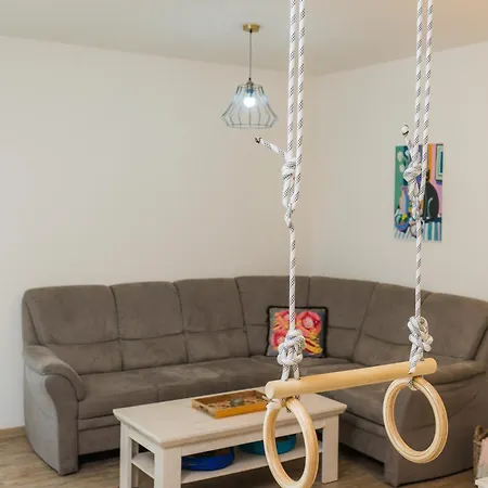 V&d 0 By Mountain Ways Apartman *